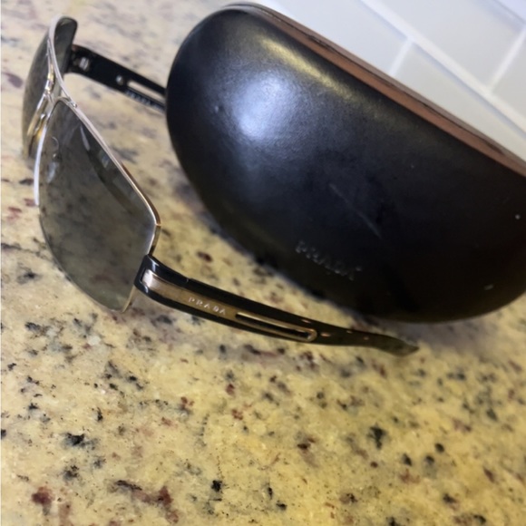 Prada Sunglasses! - Picture 8 of 8